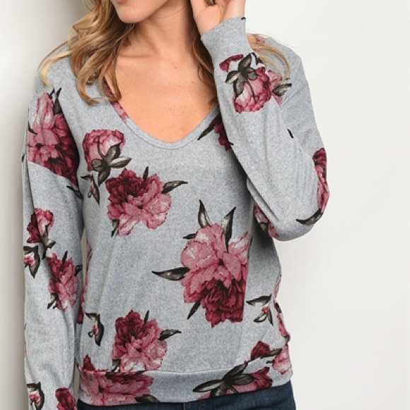 🌹 FLORAL TOP🌹 - Picture 3 of 3